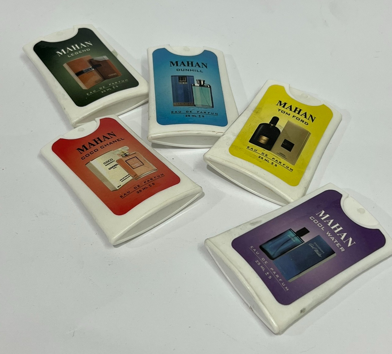 عطر-کتابی-کوچک